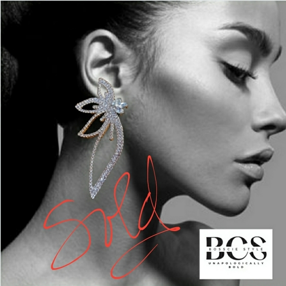 BossCieStyle Jewelry - Silver Floral Leaf Crystal Earrings Statement Bold Runway